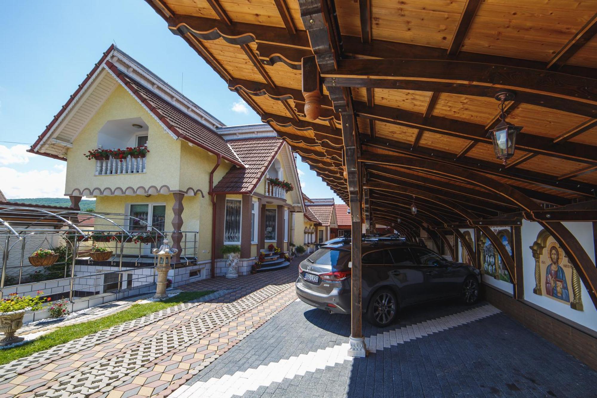Vila Adr Petresti Экстерьер фото